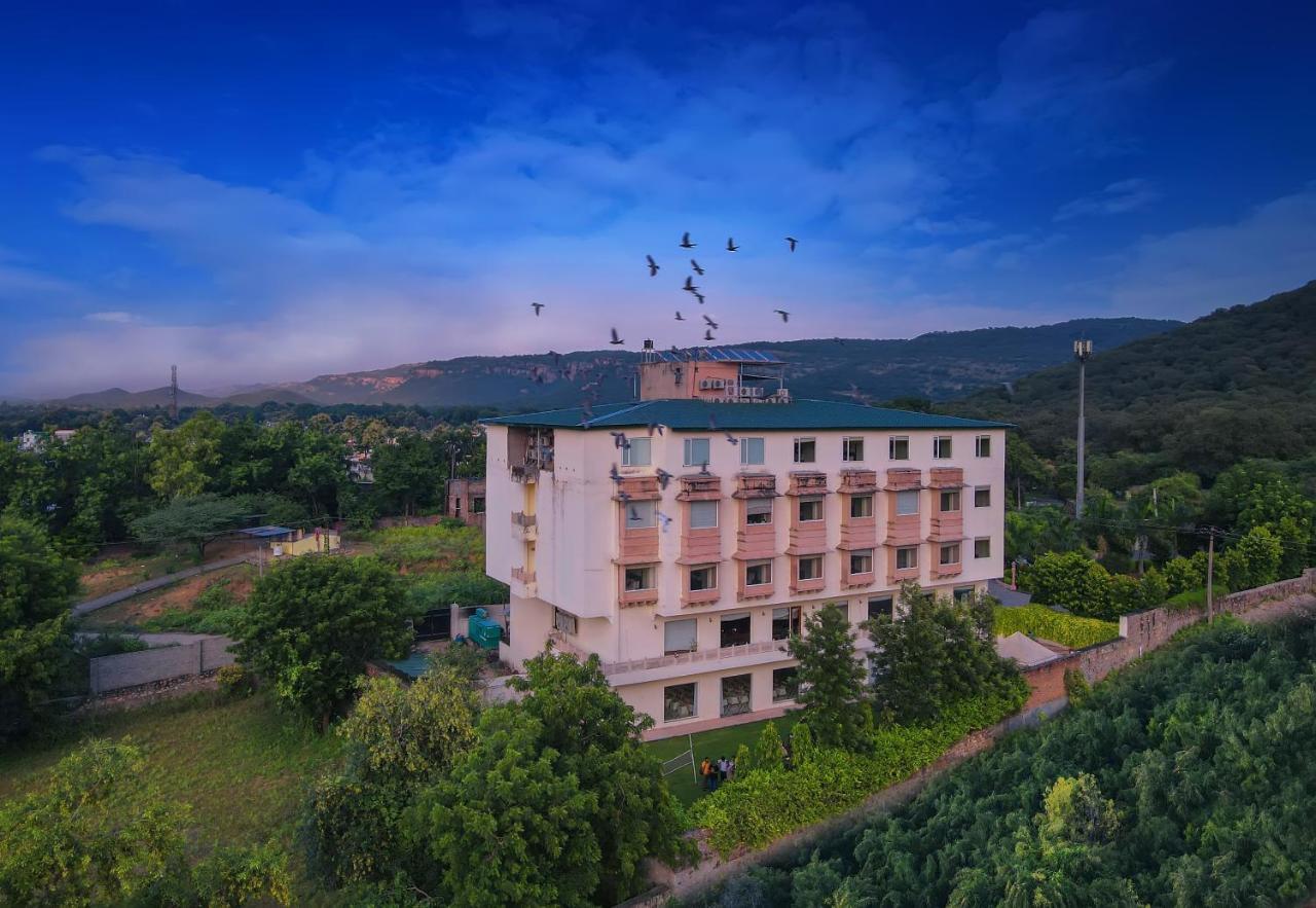 Welcomheritage Mount Valley Resort Ranthambore Савай-Мадхопур Экстерьер фото